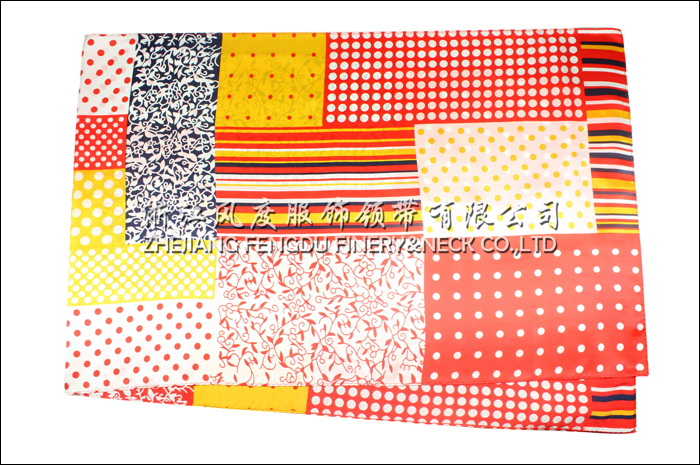 中国建设银行 真丝长巾 规格：137x43cm